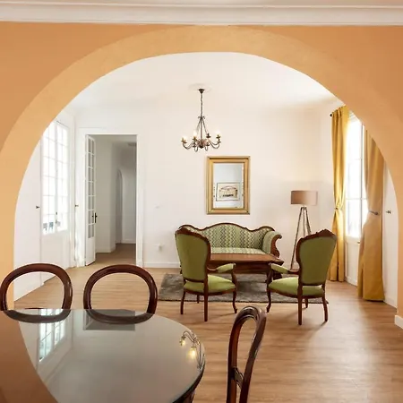 Palacio Don Carlos 3*