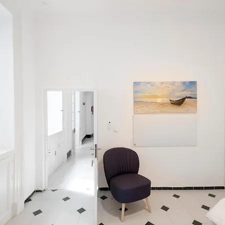 Palacio Don Carlos 公寓式酒店 3*