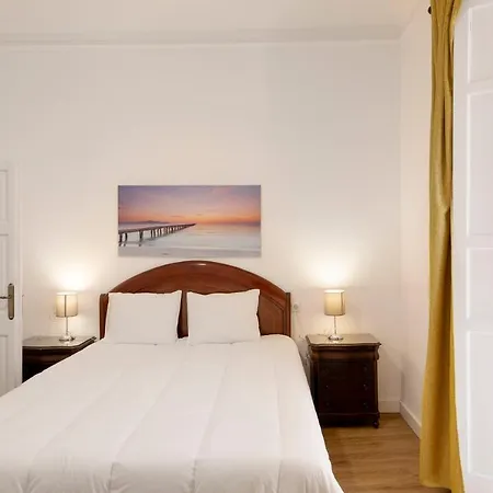 Palacio Don Carlos מלון דירות 3*