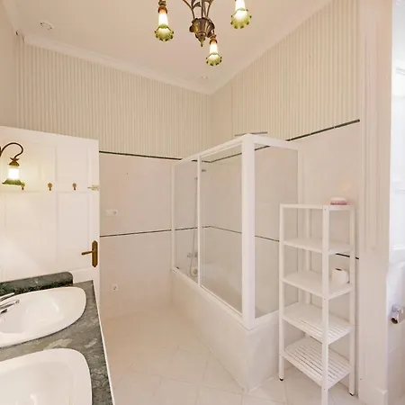 Palacio Don Carlos Apartmanhotel