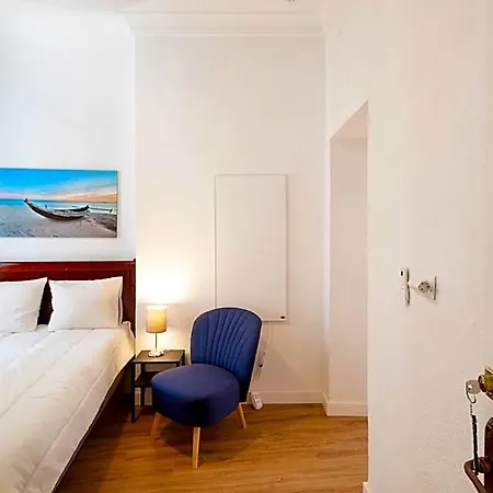 Palacio Don Carlos 3*