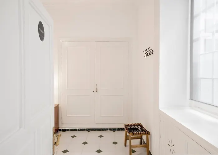 Palacio Don Carlos 3*