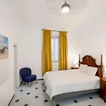 Palacio Don Carlos 3*
