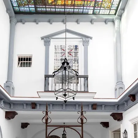Palacio Don Carlos