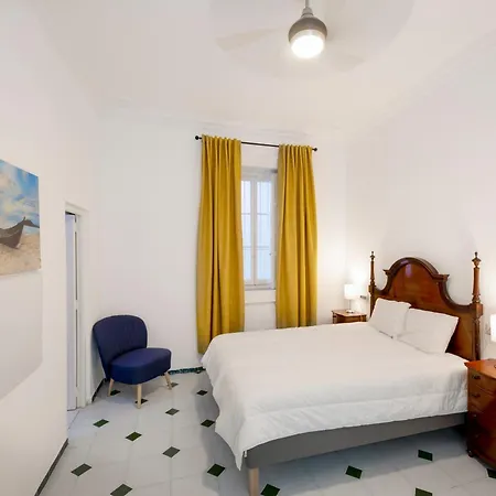 Palacio Don Carlos 3*