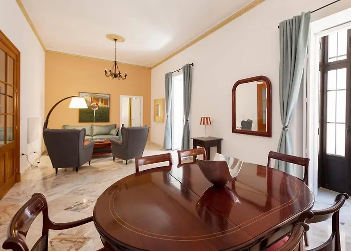 Aparthotel Palacio Don Carlos